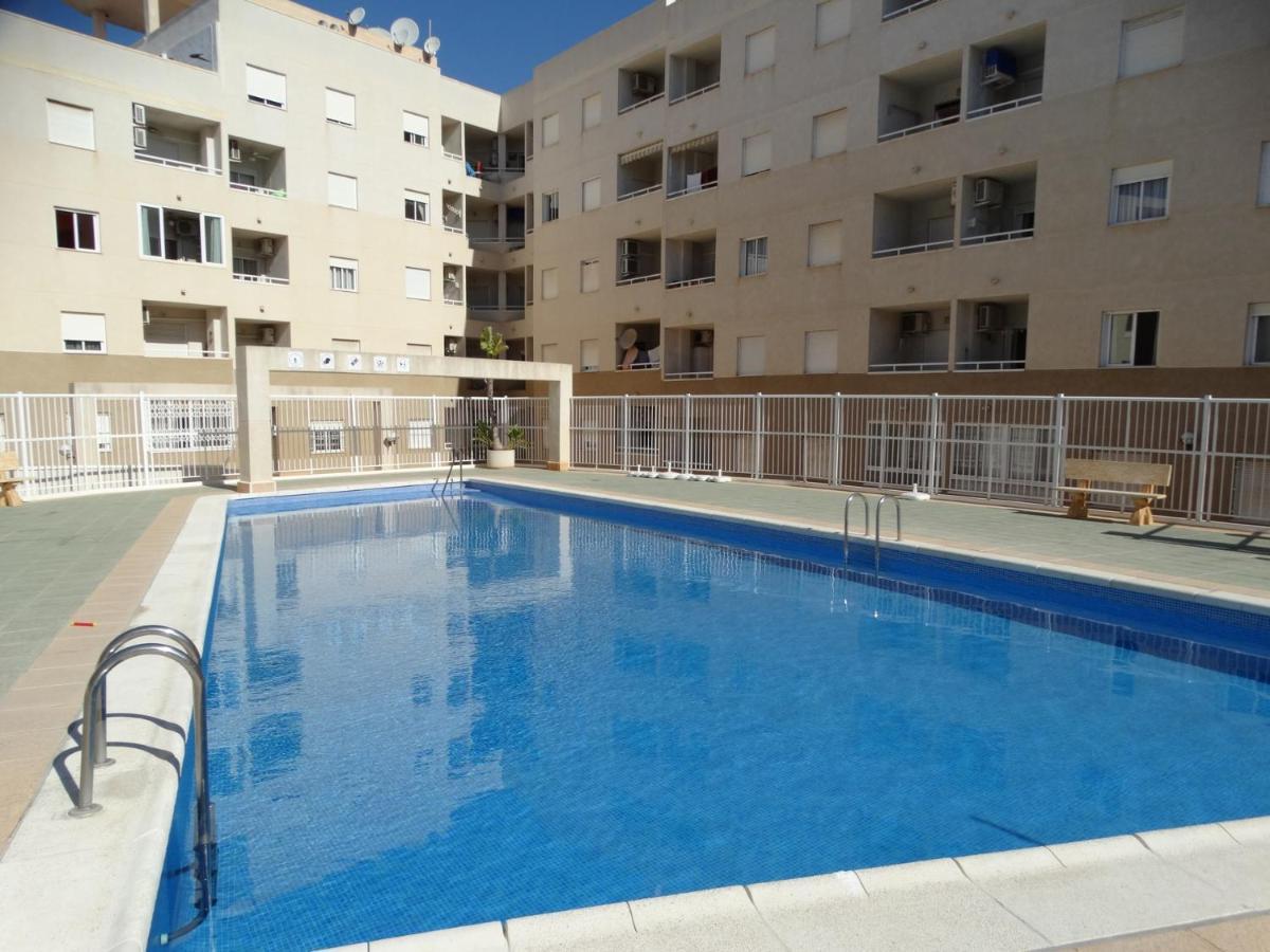 Apartamento Laguna Rosa Torrevieja Exterior photo